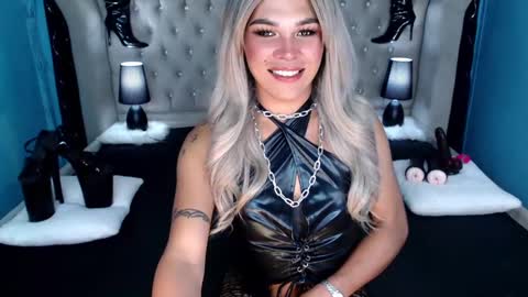 Snapshot of xnaughty_haileyx chatting on 28, 2, 2025 Hailey online show from 28, 2, 2025