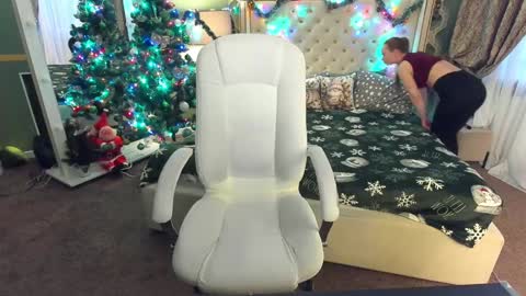 Monica online show from 10, 12, 2024