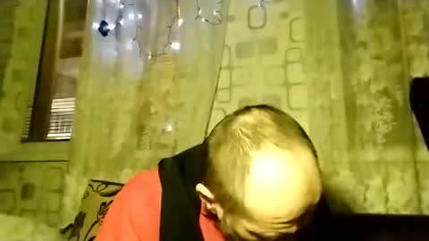 Snapshot of xploid1982 chatting on 5, 12, 2025 xploid1982 online show from 5, 12, 2025