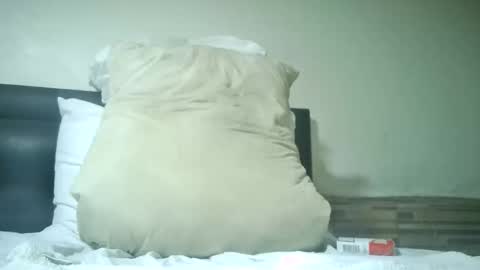 Snapshot of xposed_edger chatting on 30, 4, 2026 xposed_edger online show from 30, 4, 2026