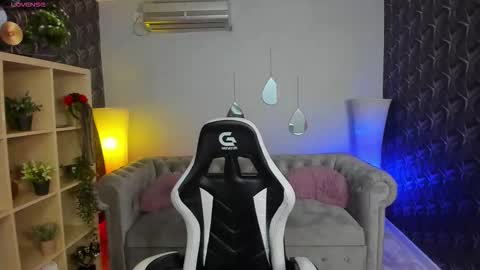 Snapshot of xpuka chatting on 9, 1, 2026 xpuka online show from 9, 1, 2026