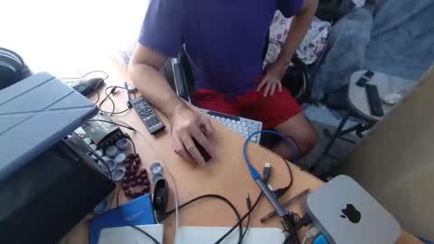 xrokettt online show from 17, 9, 2025