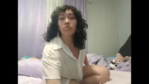 Snapshot of xsillymillyx chatting on 16, 10, 2025 Mille online show from 16, 10, 2025
