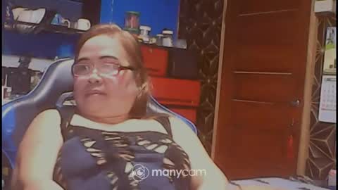 Snapshot of xsw33t_joy69x chatting on 25, 4, 2026 joy online show from 25, 4, 2026