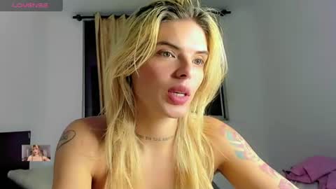 Snapshot of xthesexyboyx chatting on 18, 6, 2026 Femboy Exotic online show from 18, 6, 2026