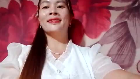 xuxulove00 online show from 20, 10, 2025