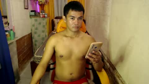 Snapshot of xxasianryanxx chatting on 8, 2, 2025 xxasianryanxx online show from 8, 2, 2025