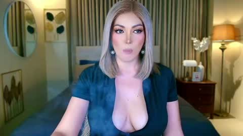 Snapshot of xxbedroombeautyxx chatting on 20, 7, 2026 MISS NATALIA online show from 20, 7, 2026