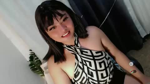 Snapshot of xxhotloyd_cummerx chatting on 31, 5, 2026 Loyd online show from 31, 5, 2026