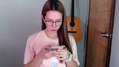 Snapshot of xxinnocentbellaxx chatting on 11, 12, 2024 Dyanna Zulla online show from 11, 12, 2024