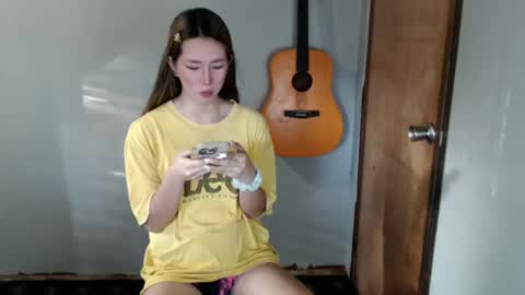 Snapshot of xxinnocentbellaxx chatting on 21, 12, 2024 Dyanna Zulla online show from 21, 12, 2024