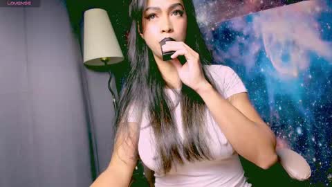 Lara online show from 13, 2, 2025