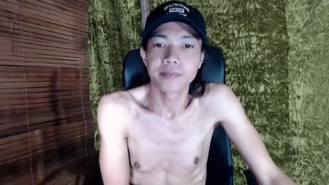 Snapshot of xxskinny_alonzoxx chatting on 5, 1, 2025 Ali online show from 5, 1, 2025