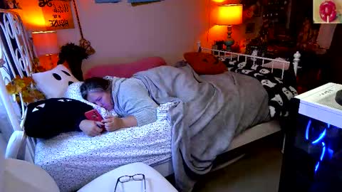 Strawberry Jane online show from 10, 10, 2025