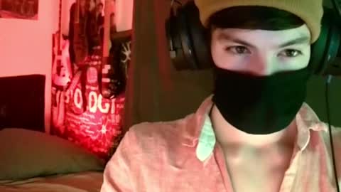 Snapshot of xxwhitefoxx chatting on 12, 3, 2025 David Fox online show from 12, 3, 2025