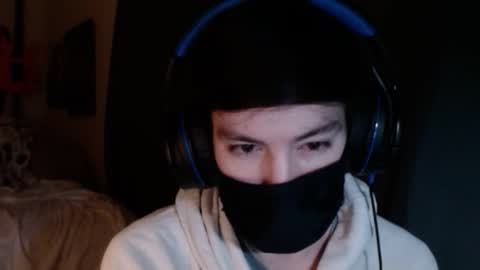 Snapshot of xxwhitefoxx chatting on 10, 11, 2025 David Fox online show from 10, 11, 2025