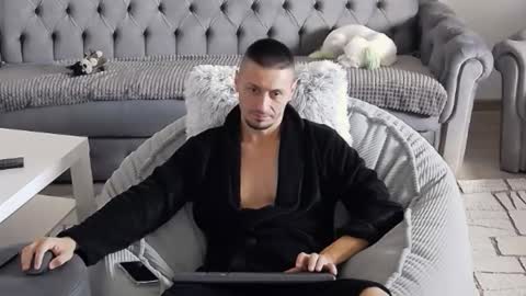 Snapshot of xxx_alejandro chatting on 28, 9, 2025 xxx_alejandro online show from 28, 9, 2025