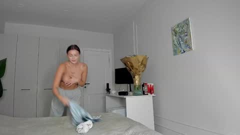 Snapshot of xxx_leila chatting on 2, 11, 2025 xxx_leila online show from 2, 11, 2025