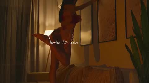 Snapshot of xxx_sunset chatting on 7, 11, 2025 Molly online show from 7, 11, 2025