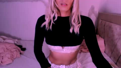 Snapshot of xxxanonymousloverxxx chatting on 24, 7, 2026 Chiara online show from 24, 7, 2026