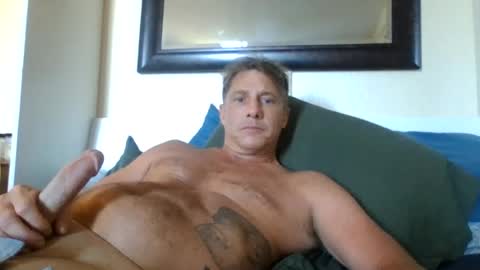Snapshot of xxxelentdick chatting on 30, 7, 2026 deeeeznutz online show from 30, 7, 2026