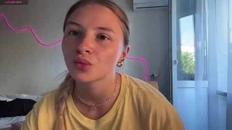 xxxkamilaxxx online show from 3, 7, 2026