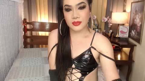 Snapshot of xxxmiss_cathyxxx chatting on 12, 2, 2026 QUEENCY online show from 12, 2, 2026