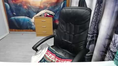 Snapshot of xxxnewlywedsxxx chatting on 1, 10, 2025 Lana online show from 1, 10, 2025