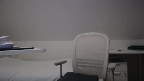 Snapshot of xxxxhardyxxxx chatting on 18, 11, 2025 xxxxhardyxxxx online show from 18, 11, 2025
