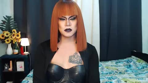 Snapshot of xyournightmarequeenx chatting on 24, 10, 2025 QueenMarina online show from 24, 10, 2025