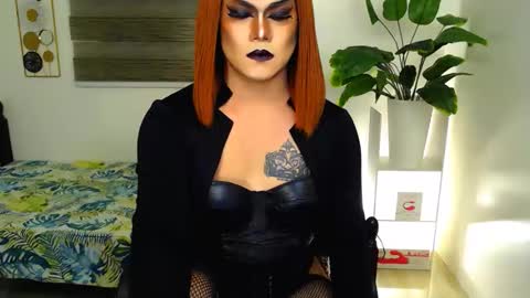 Snapshot of xyournightmarequeenx chatting on 30, 5, 2026 QueenMarina online show from 30, 5, 2026