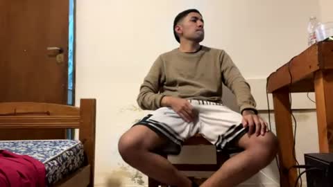 Snapshot of y0ungwithbrowndick chatting on 12, 7, 2026 BROWN DICK online show from 12, 7, 2026