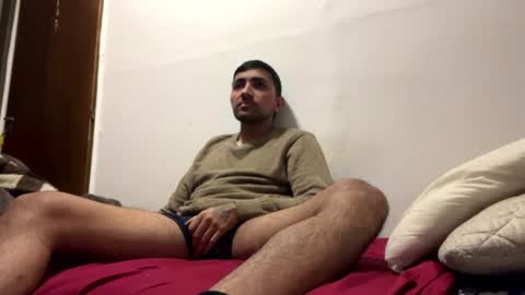Snapshot of y0ungwithbrowndick chatting on 25, 7, 2026 BROWN DICK online show from 25, 7, 2026