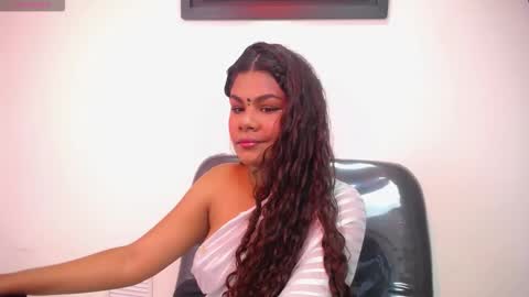 yazhini online show from 16, 3, 2026