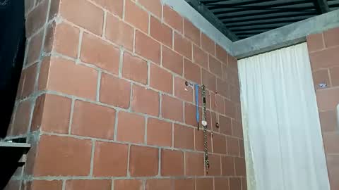 Yajz online show from 6, 10, 2025