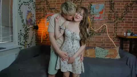 Snapshot of yami_yami_yami chatting on 13, 9, 2025 Mia and Andry  online show from 13, 9, 2025