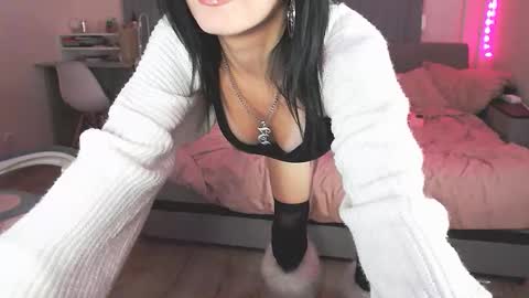 Yami online show from 12, 9, 2025