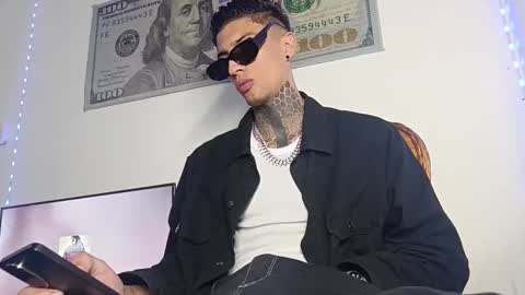 Yan online show from 2, 4, 2026