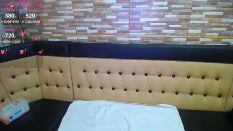 yanissa27 online show from 11, 3, 2025