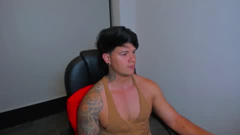 Snapshot of yanka_max1 chatting on 28, 11, 2025 new here online show from 28, 11, 2025