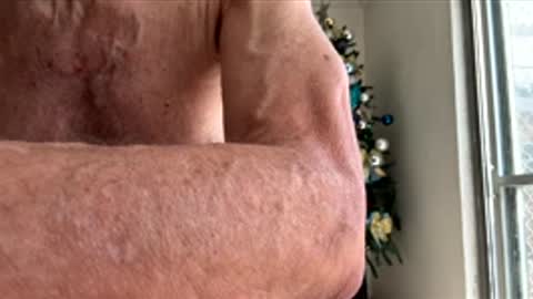 Snapshot of yannisv chatting on 3, 12, 2025 yannisv online show from 3, 12, 2025