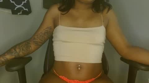 Snapshot of yarabrynnn chatting on 3, 12, 2024 YARA online show from 3, 12, 2024