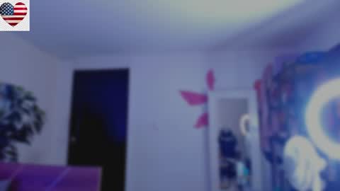 Snapshot of yarirose chatting on 4, 7, 2026 Yary online show from 4, 7, 2026