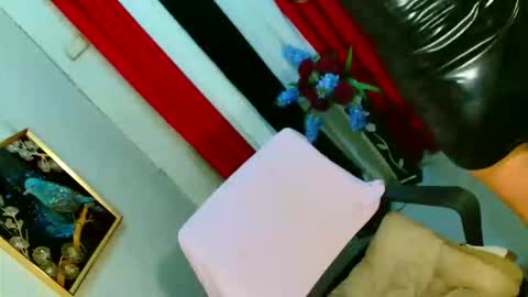 miss yasii online show from 15, 11, 2025