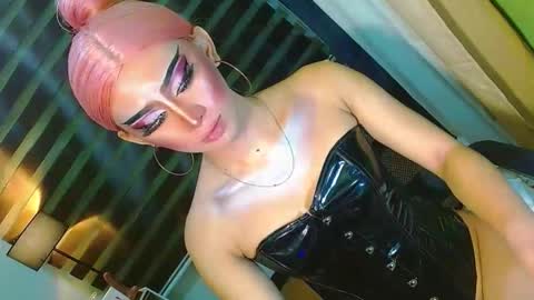 miss yasii online show from 3, 6, 2026
