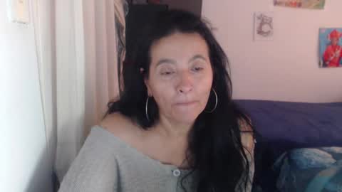 Snapshot of yasmin_love85 chatting on 5, 2, 2026 yasmin_love85 online show from 5, 2, 2026