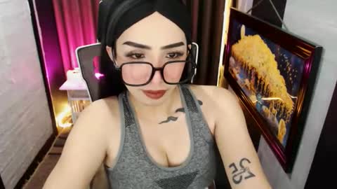 Snapshot of yassiered chatting on 14, 9, 2025 yassiered online show from 14, 9, 2025