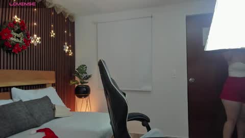 Snapshot of yaya23x chatting on 21, 12, 2025 yaya23x online show from 21, 12, 2025