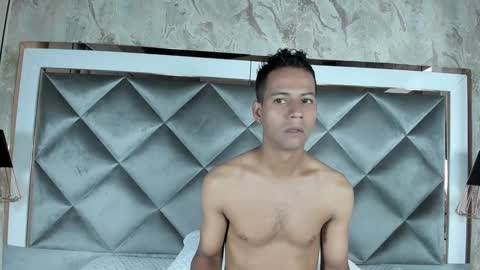 yayi derek  online show from 8, 2, 2025