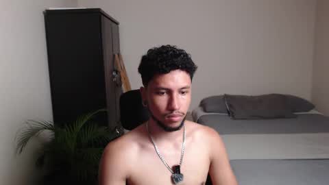 Snapshot of yeff_stone chatting on 2, 2, 2026 yeff online show from 2, 2, 2026